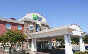 Holiday Inn Express Cedar Hill